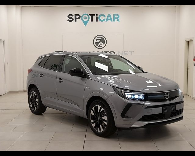 Opel Grandland 1.6 phev Business Elegance fwd 225cv auto - foto 3 di 4