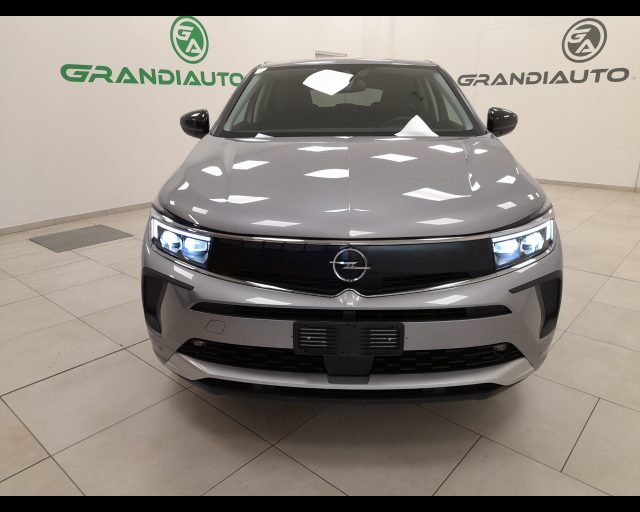 Opel Grandland 1.6 phev Business Elegance fwd 225cv auto - foto 2 di 4
