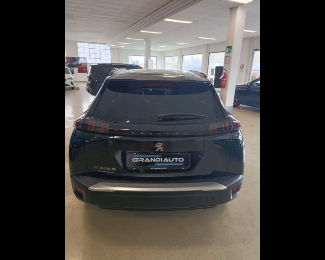 Peugeot 2008 e- Allure Pack 100kW - foto 4 di 4