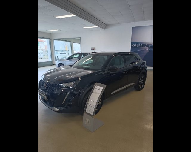Peugeot 2008 e- Allure Pack 100kW km 0 a ALESSANDRIA