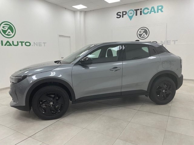 Alfa Romeo Junior Ibrida My25 Ibrida 1.2145cv Hybrid Edct6 - foto 2 di 17