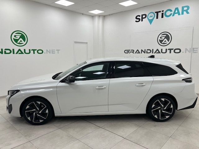 Peugeot 308 III - SW 1.2 puretech t Allure Pack s&s 130cv - foto 2 di 4
