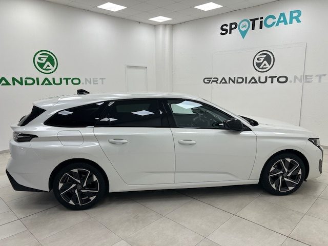 Peugeot 308 III - SW 1.2 puretech t Allure Pack s&s 130cv usato a ALESSANDRIA