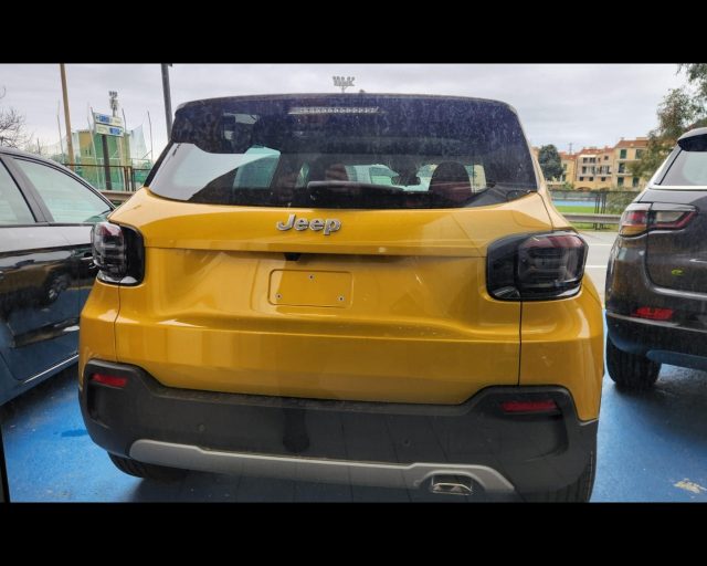Jeep Avenger Ice My23 Altitude 1.2 100cv - foto 3 di 4