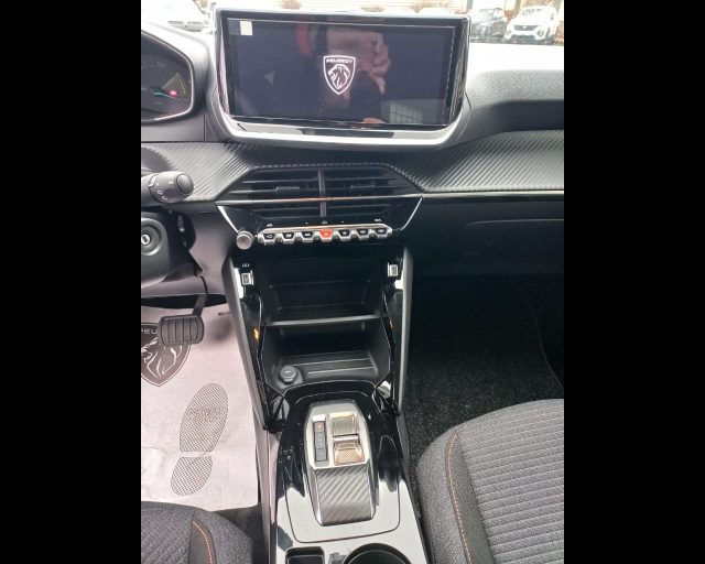 Peugeot 208 1.2 hybrid Business 110cv e-dcs 6, del 2025, in vendita a Alessandria (AL)