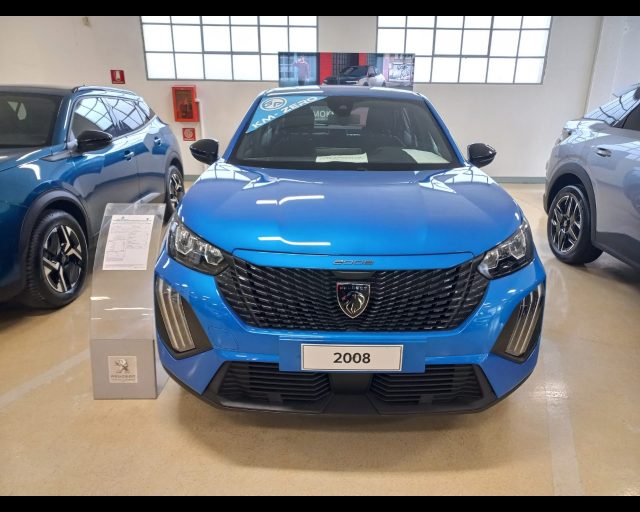 Peugeot 2008 1.2 hybrid Style 136cv e-dcs6 - foto 2 di 4