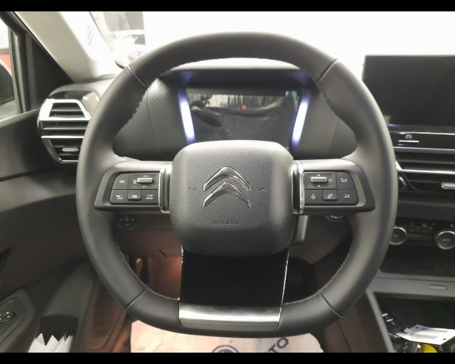 Citroen E-C4 Elettrica 100kw (136cv) - Shine, del 2023, 491 km, in vendita a Alessandria (AL)