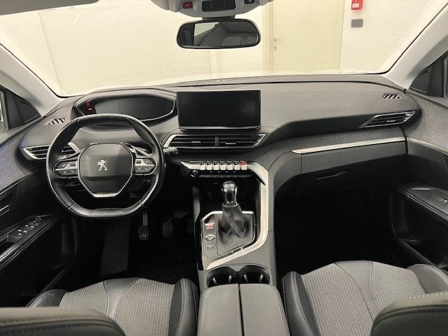 Peugeot 3008 II 2021 - 1.5 bluehdi Allure Pack s&s 130cv usato a ALESSANDRIA