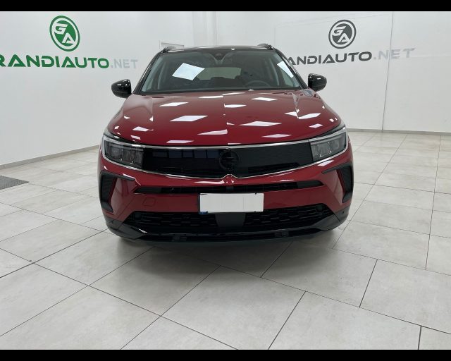 Opel Grandland GS 1.6 225cv PHEV - foto 2 di 4