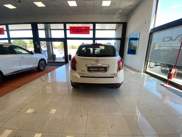 SsangYong Korando 2.0 2WD MT GPL C - foto 4 di 13