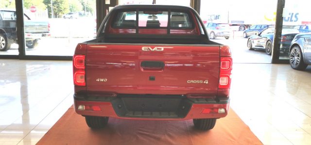 EVO Cross4 Pick Up doppia cabina + IVA - foto 2 di 4