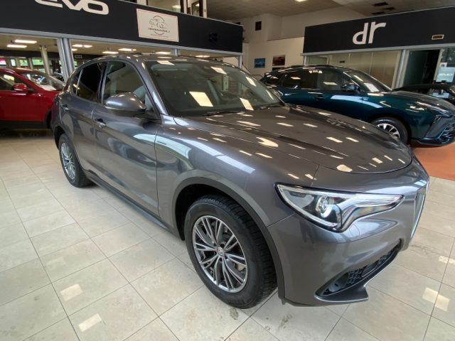 Alfa Romeo Stelvio 2.2 Turbodiesel 210 CV AT8 Q4 Business - foto 2 di 14