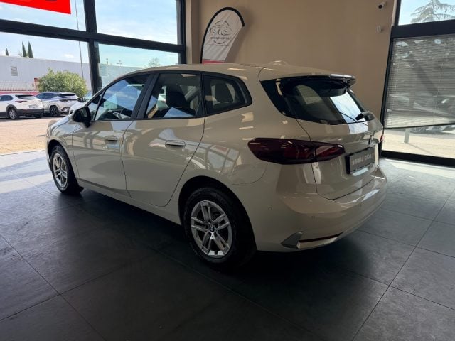 BMW 218 d Active Tourer - foto 3 di 4
