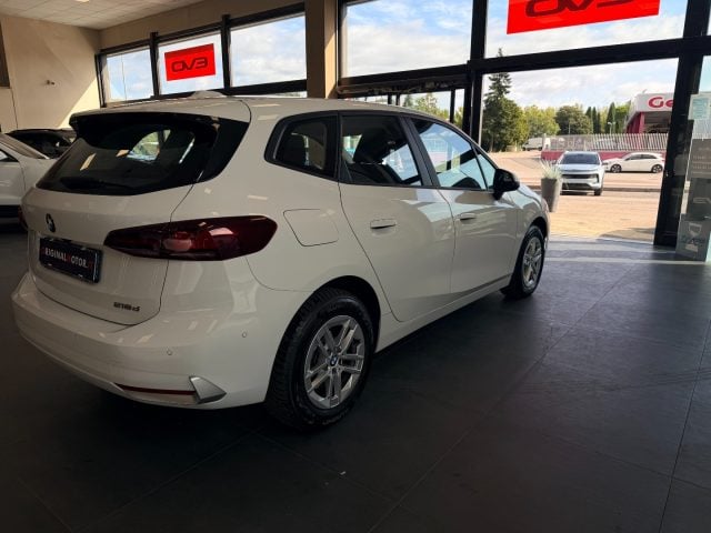 BMW 218 d Active Tourer - foto 4 di 4