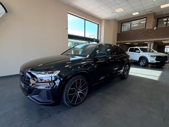 Audi Q8 50 TDI 286 CV quattro tiptronic Sport - foto 2 di 4