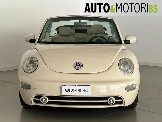 Volkswagen New Beetle 1.6 Cabrio - foto 2 di 4