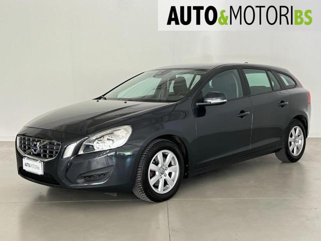 Volvo V60 D2 1.6 Kinetic usato a CONCESIO