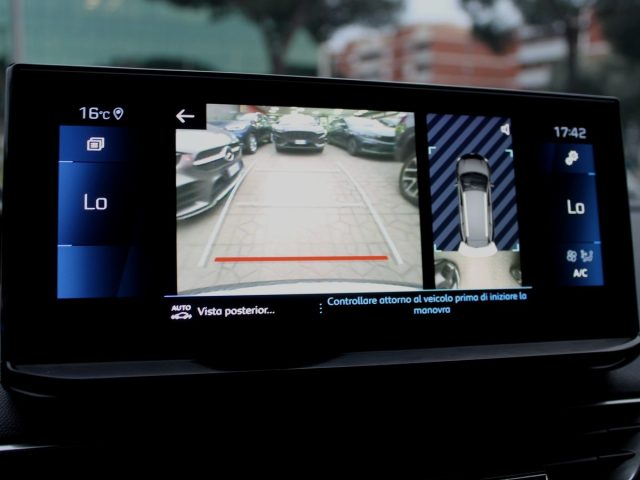 Peugeot 5008 1.5hdi 130Cv Aut 7p Cam UNIPRO IVA DEDUCIBILE usato a ROMA
