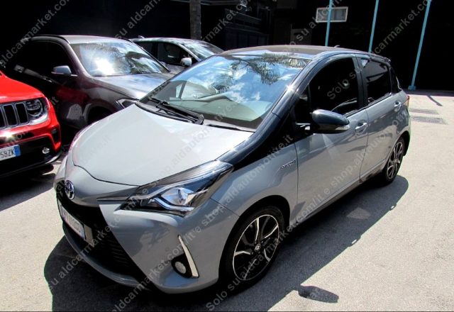 Toyota Yaris 1.5h Trend Grey Ed. Full Optional UNIPRO IVA DEDUC usato a ROMA