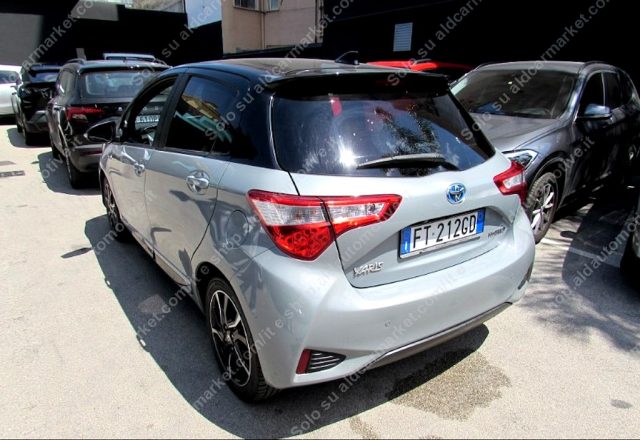 Toyota Yaris 1.5h Trend Grey Ed. Full Optional UNIPRO IVA DEDUC - foto 4 di 4