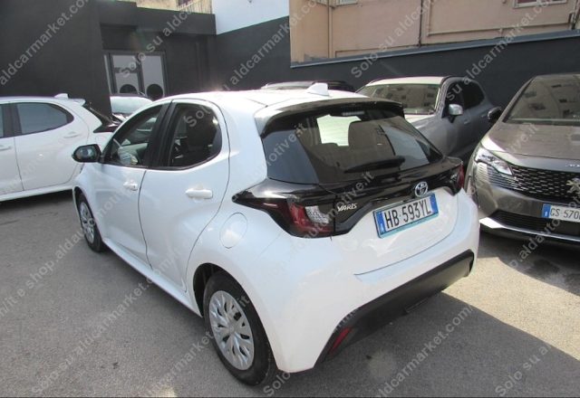 Toyota Yaris Hybrid UNIPRO IVA DEDUCIBILE AUTOCARRO prezzo+IVA - foto 4 di 4