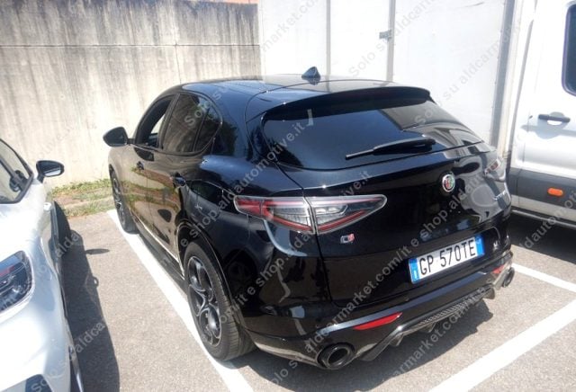 Alfa Romeo Stelvio 2.2t Veloce Q4 210cv F1 UNIPRO IVA DEDUCIBILE PREZ - foto 4 di 4
