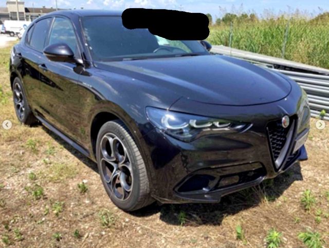 Alfa Romeo Stelvio 2.2t Veloce Q4 210cv F1 UNIPRO IVA DEDUCIBILE PREZ - foto 3 di 4