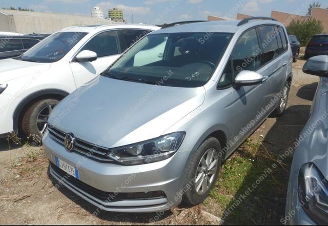 Volkswagen Touran 2.0tdi Aut. Nav Retrocam 7Posti PDC UNIPRO IVA DED, del 2022, 64.000 km, in vendita a Roma (RM)