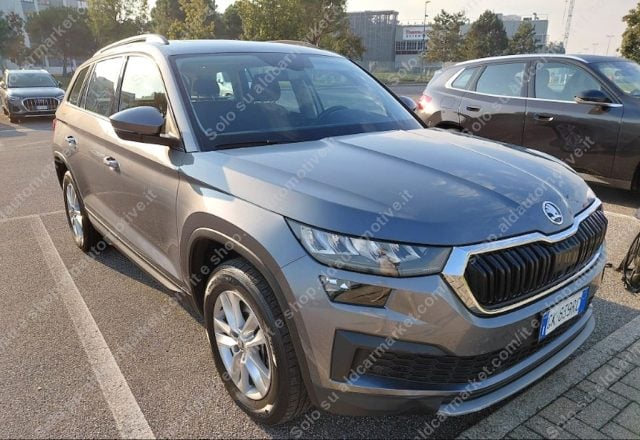 Skoda Kodiaq 2.0 TDI EVO SCR DSG 7 posti Executive, del 2022, in vendita a Roma (RM)