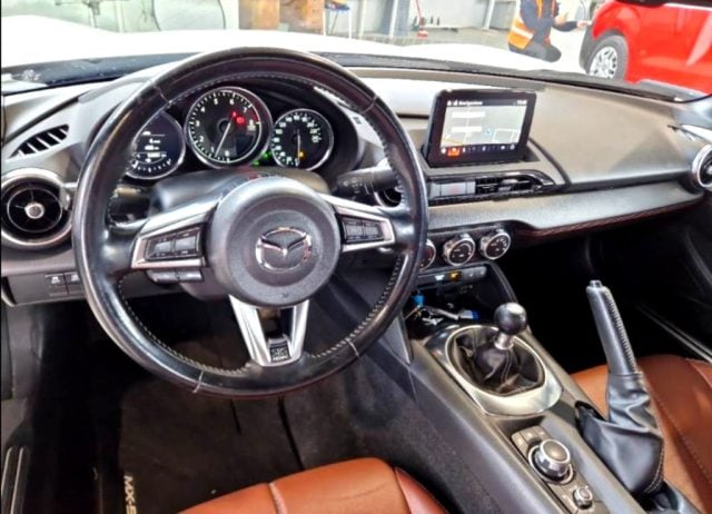 Mazda MX-5 Cabrio 1.5 Exceed i-eloop UNIPRO IVA DEDUCIBILE - foto 4 di 4