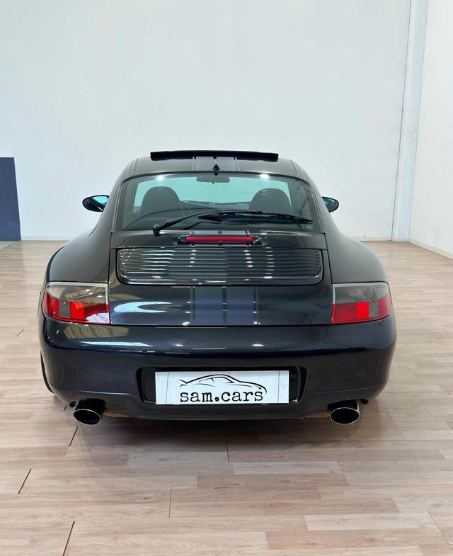 Porsche 911 Carrera 996 Coupé - foto 4 di 4