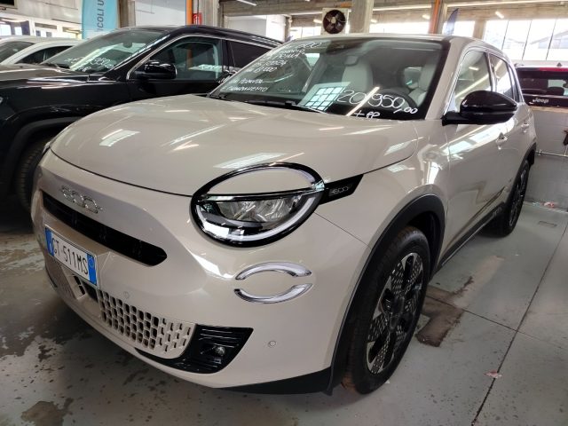 Fiat 600 Hybrid 100CV DCT MHEV La Prima MY2025 usato a CESENA
