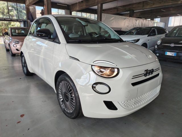 Fiat 500 Berlina Hybrid Icon km0 PROMO - foto 2 di 4