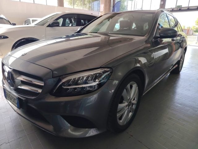 Mercedes-Benz C 220 d S.W. Auto Premium - foto 3 di 4