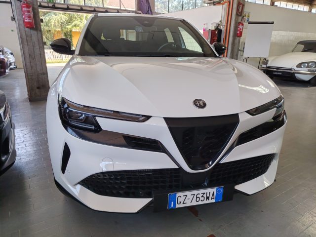 Alfa Romeo Junior 1.2 145 CV Hybrid eDCT6 Speciale - foto 4 di 4