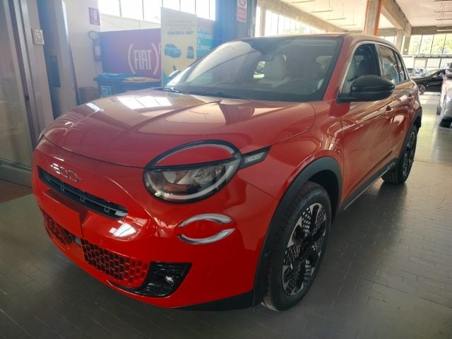 Fiat 600 Hybrid 110cv DCT MHEV La Prima km0 usato a CESENA