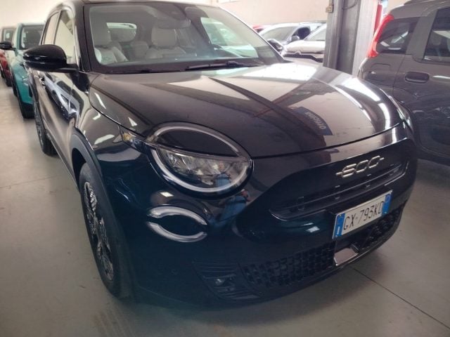 Fiat 600 Hybrid 100 CV DCT MHEV La Prima - foto 2 di 4