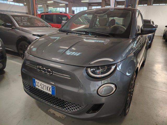 Fiat 500e Berlina 42 kWh La Prima - foto 4 di 4