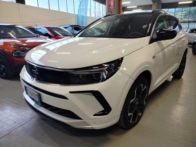Opel Grandland 1.5 diesel Ecotec aut. Ultimate usato a CESENA