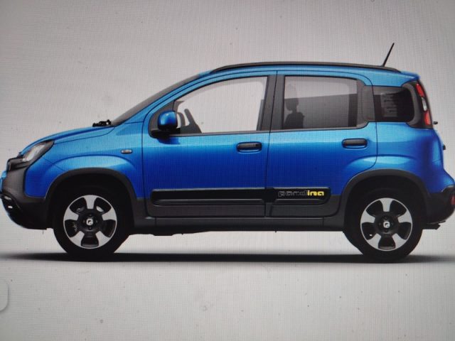 Fiat Panda Cross 1.0 FireFly S&S Hybrid KM0 - foto 2 di 5