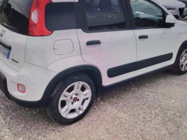 Fiat Panda 1.0 FireFly S&S Hybrid City Life - foto 3 di 4
