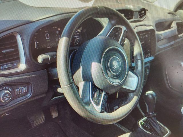 Jeep Renegade 1.3 T4 190CV PHEV 4xe AT6 Business Plus - foto 3 di 9