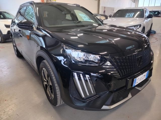 Peugeot 2008 PureTech 100 S&S Allure PROMO, del 2025, 19.000 km, in vendita a Cesena (FC)