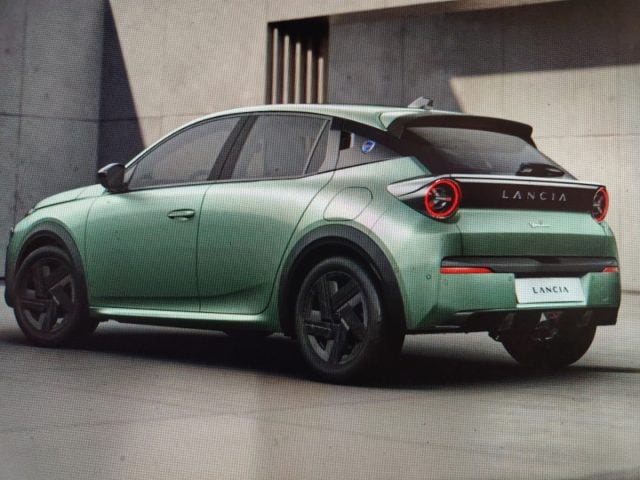 Lancia Ypsilon 54 kWh km0 SUPERPROMO - foto 4 di 4