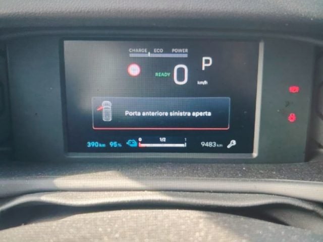 Jeep Avenger BEV Longitude - foto 4 di 4