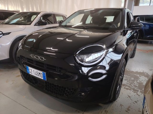 Fiat 600 Hybrid 145 CV DCT MHEV FULL PACK - foto 3 di 4