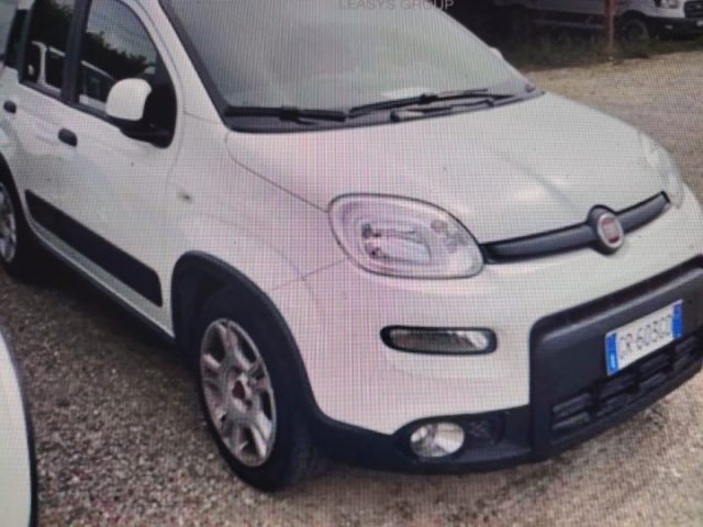 Fiat Panda 1.0 FireFly S&S Hybrid City Life - foto 2 di 4