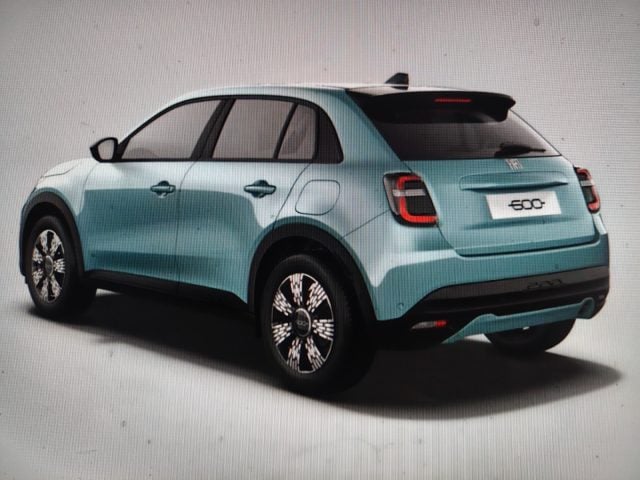 Fiat 600 1.2 Icon 100cv KM0 - foto 2 di 4