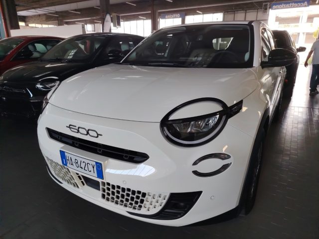 Fiat 600e Red, del 2025, 21.000 km, in vendita a Cesena (FC)