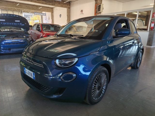 Fiat 500e Berlina 42 kWh Icon MY22, del 2021, 18.000 km, in vendita a Cesena (FC)